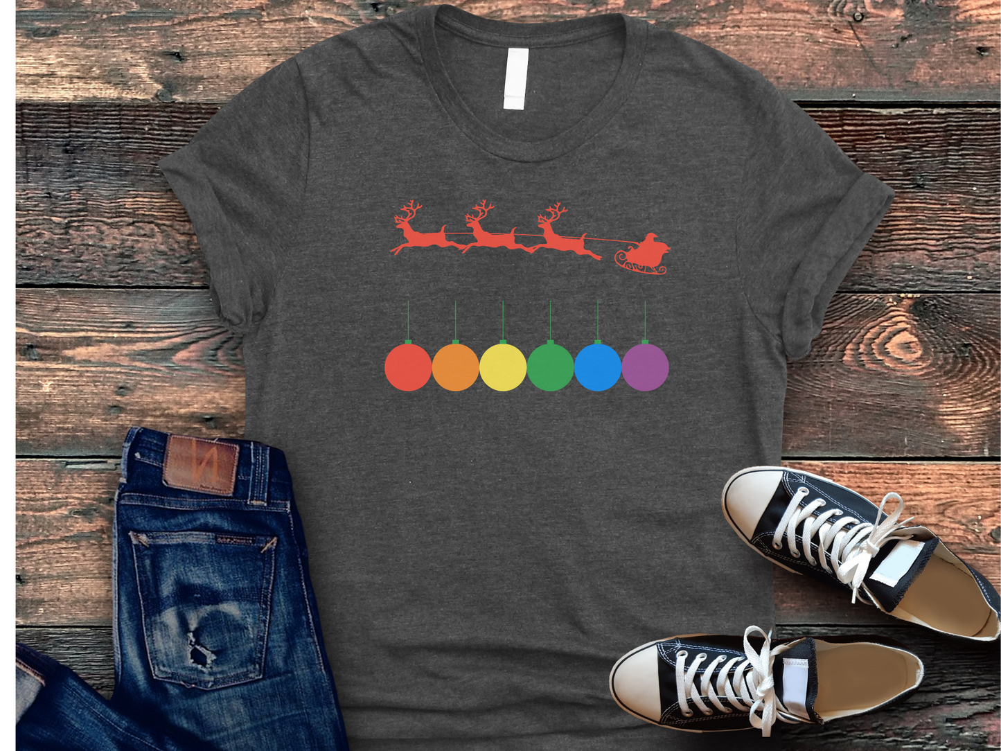 KERST PRIDE RAINBOW CHRISTMAS BAUBLES T-shirt