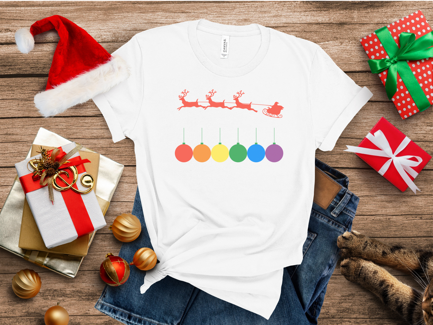 KERST PRIDE RAINBOW CHRISTMAS BAUBLES T-shirt