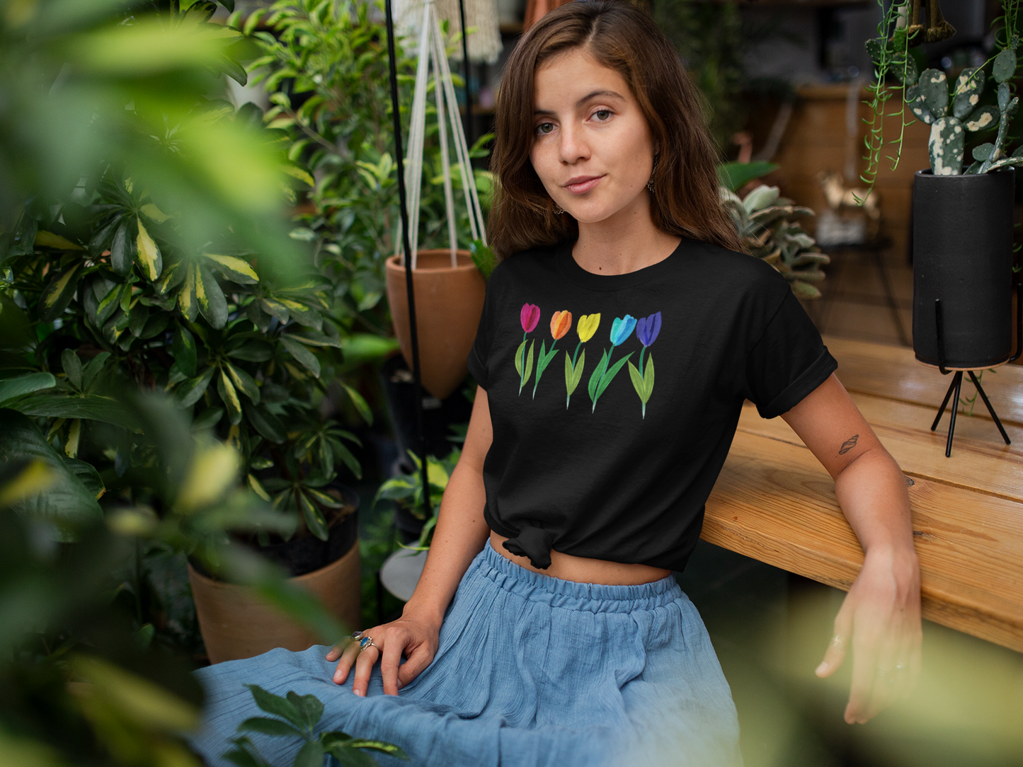 LGBT PRIDE RAINBOW DUTCH TULIPS T-shirts