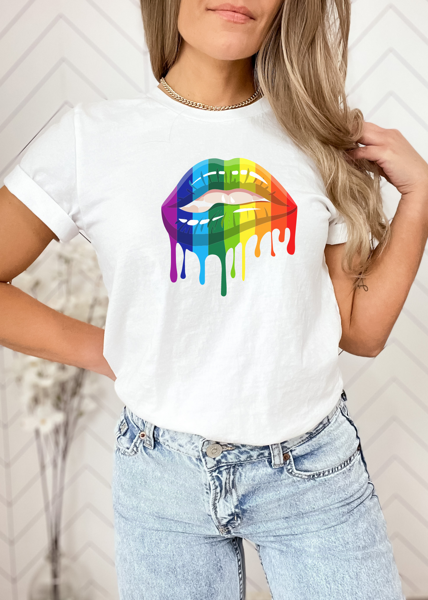 UNISEKS LGBT RAINBOW LIP T-shirt